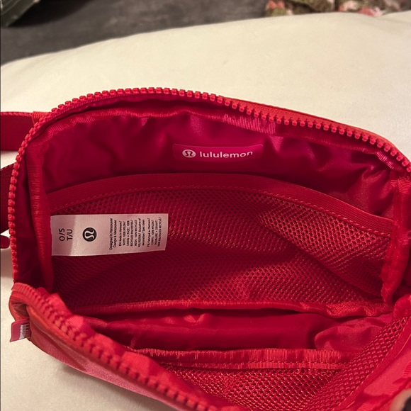 Lululemon Hot Pink Belt Bag - Picture 8 of 11